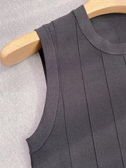 Sleeveless Pleated Long Knitted Dress