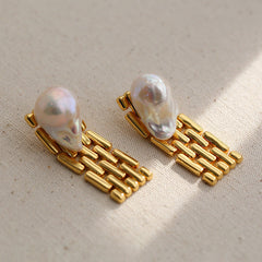 Retro Wide Chain Baroque Pearl Earrings