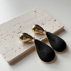 Retro Velvet Water Droplet Exaggerated Earrings