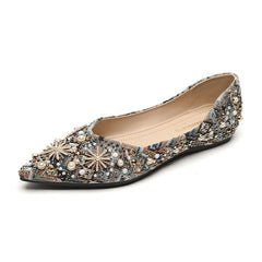 Retro Pointed Toe Jeweled Flat Shoes