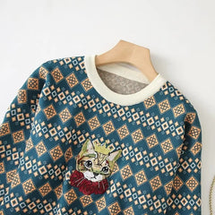 Queen Cat Embroidery Long Sleeved Sweater