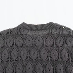 Round Neck Nail Bead Long Sleeved Sweater
