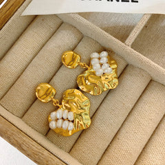 Retro Exaggerated Heart Pearl Earrings