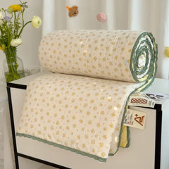 2025 Summer 2 Gauze Blanket AClass Jacquard Kids AirCon Quilt Machine Washable Lightweight Summer Bedding Gift Set