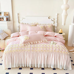 3Pcs Pink Skin-friendly Soft Three-dimensional Flowers Embroidery Lace Ruffles Princess Bedding Set Duvet Cover With Pillowcases