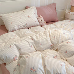 Floral Printed Duvet Cover with Pillowcase Bedding Set Washed Cotton Skin-friendly Four Pieces Set Duvet Cover Set with Sheet