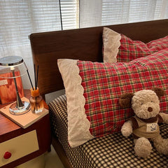 INS Girls Retro Red Grid Bedding Sets 2025 New Lace Bed Sheet Set Women Plaid Queen Size Duvet Cover Sets With Pillowcases