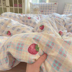 Kawaii Strawberry Bedding Set Kids Adults Duvet Cover and Flat Sheet Pillowcase Single Double Full Size Girls Bed Linen