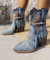 Art Blue Embossed Boots Splicing Chunky Cowboy Boots