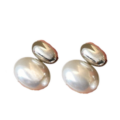 Retro Flat Bean Pearl Earrings