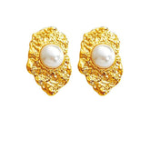 Shell Pearl Earrings