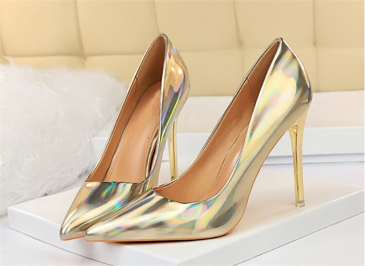 Glossy Pointed Toes Stilettos