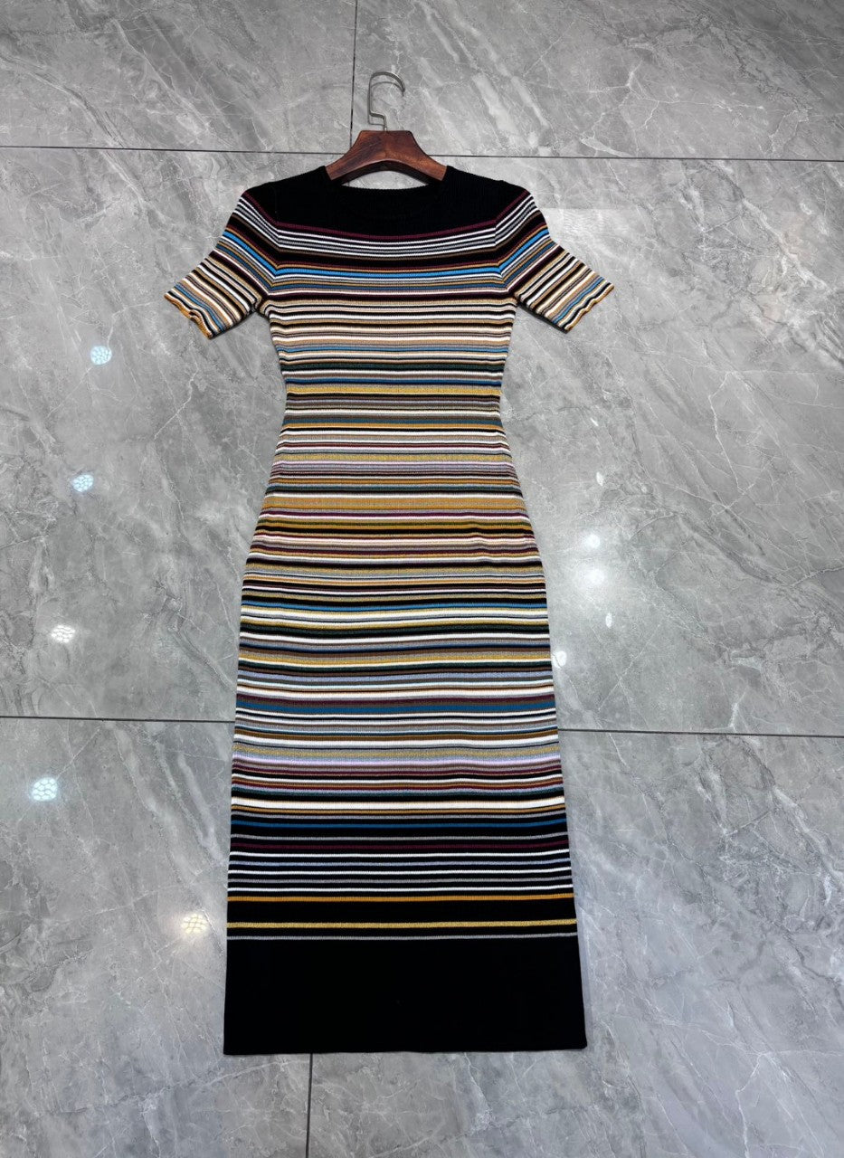 Color Stripes Round Neck Short Sleeved Knitted Dress