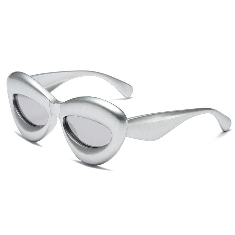 Thick Frame Cat-Eye Sunglasses