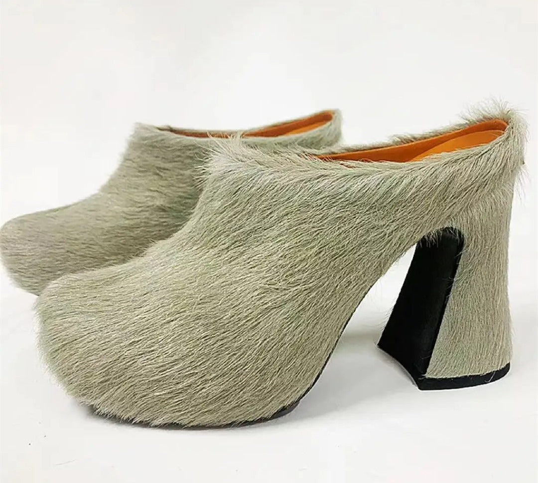 Casual Round Head Candy Colored Fur Shoes