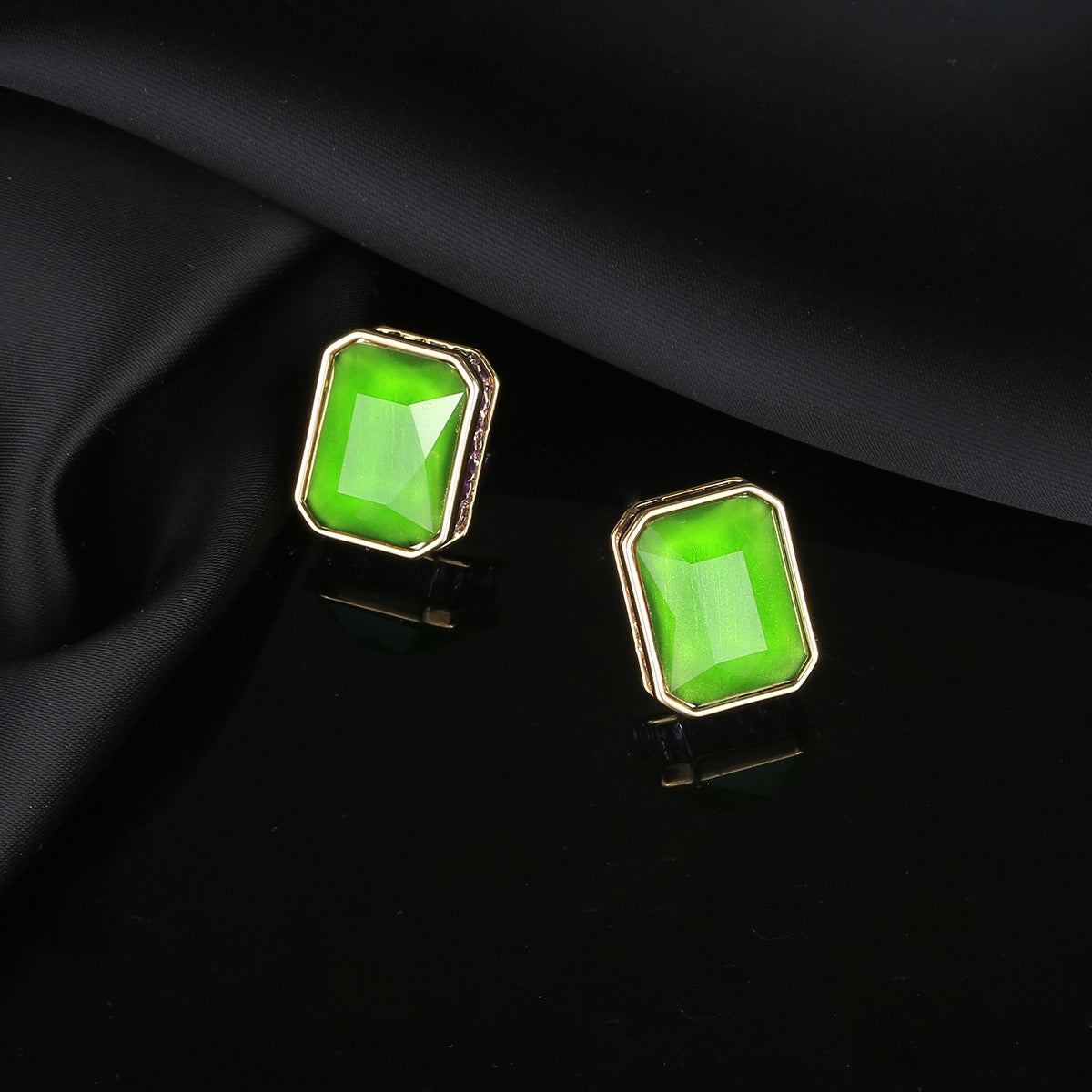 Gemstone Inlaid Zircon Geometric Earrings