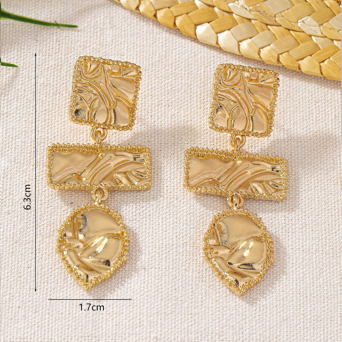 Geometric Embossed Alloy Earrings