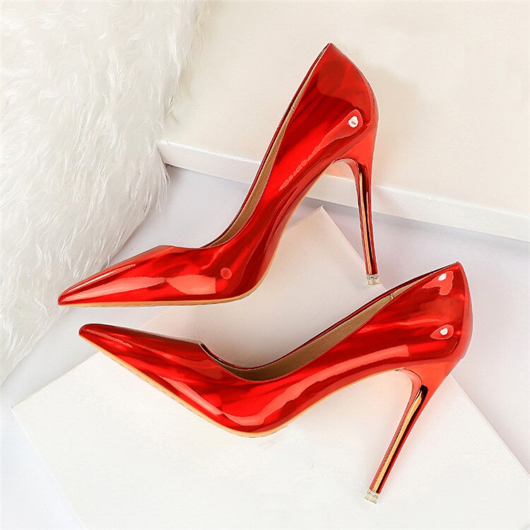 Glossy Pointed Toes Stilettos