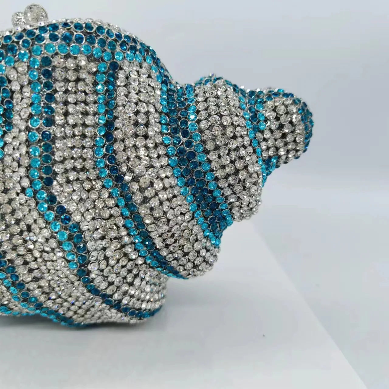 Rhinestones Conch Metal Clutch Bag