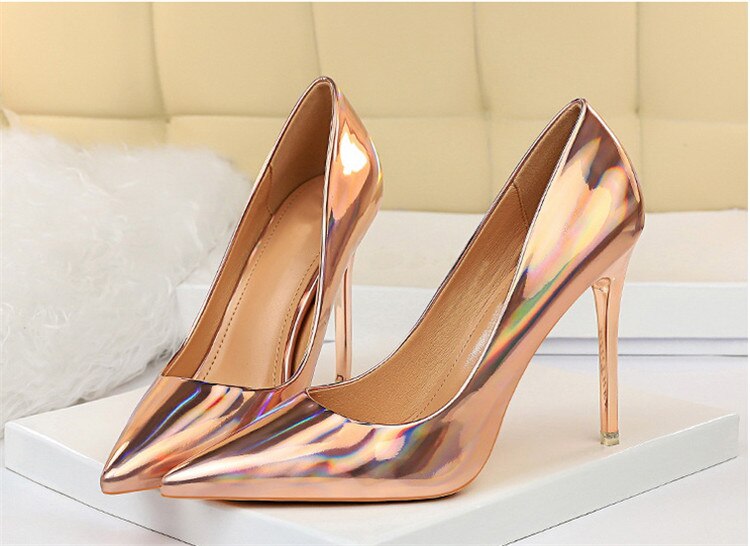 Glossy Pointed Toes Stilettos