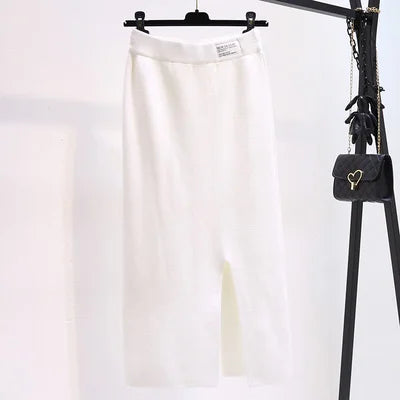 Front Slit Knitted Loose Skirt