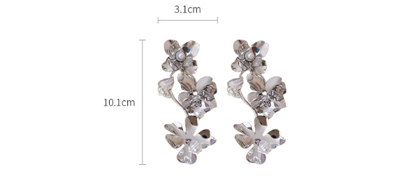 Metallic Flower Pearls Exaggerated Earrings