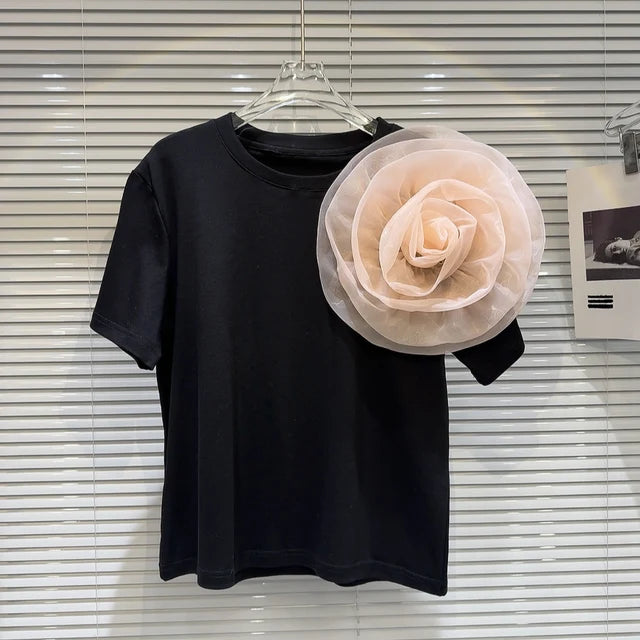 Short Sleeved Large 3D Flower Pin Loose T-shirt