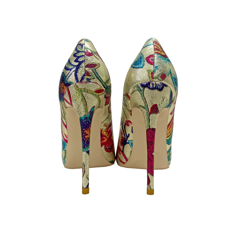 Gold Embroidered Flower Pointed-Toe Shoes