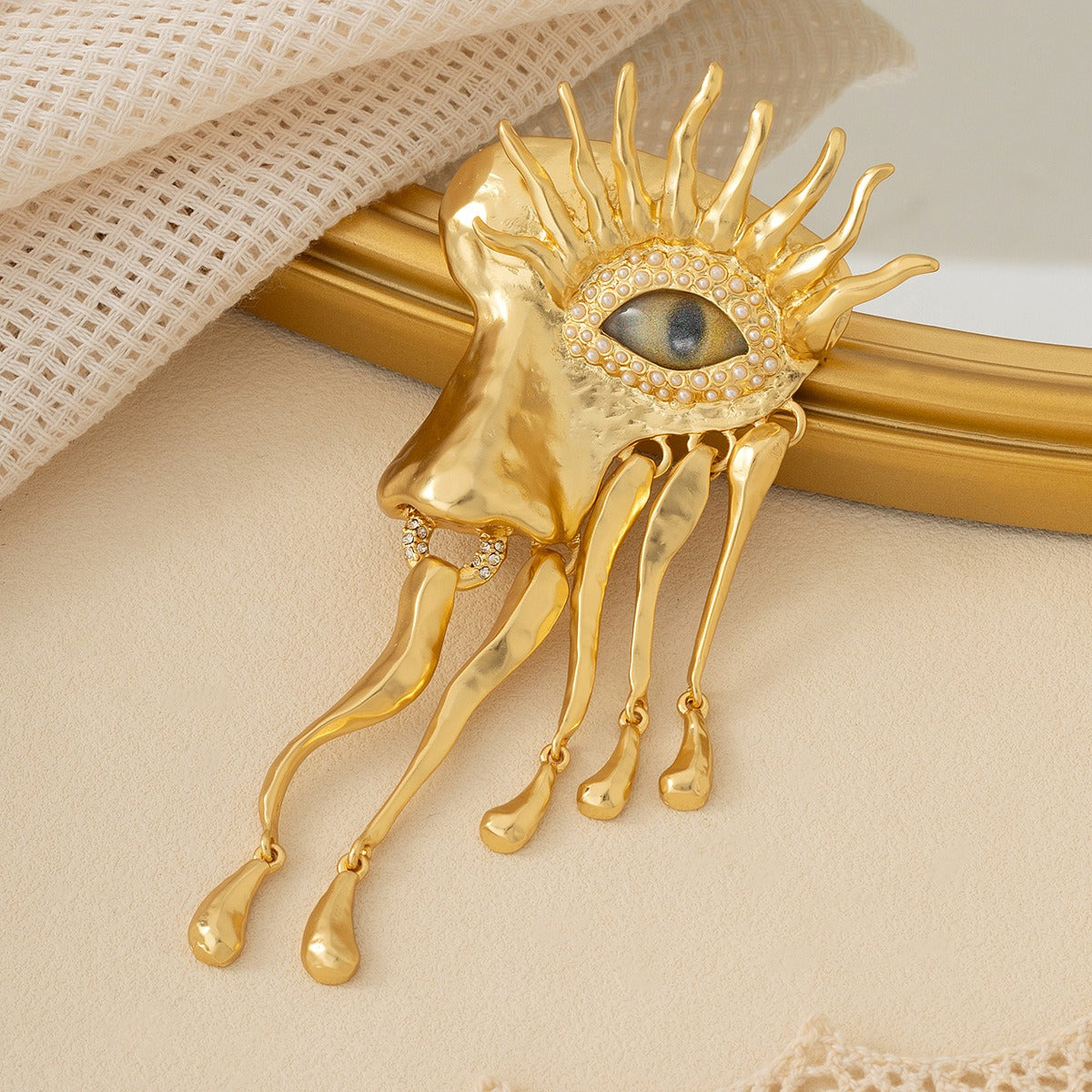 Artistic Eye Ancient Style Retro Brooch