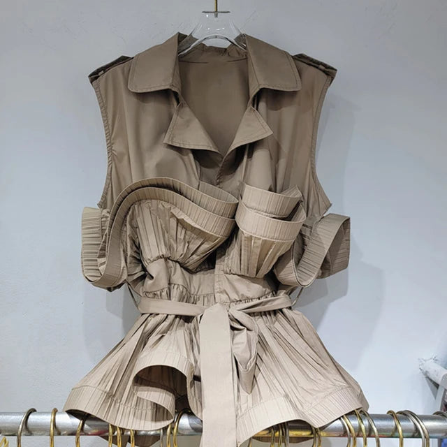 V-Neck Folded Spliced Sleeveless Lace-Up Waist Top