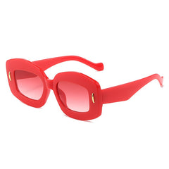 Retro Chic Bold Oversized Sunglasses