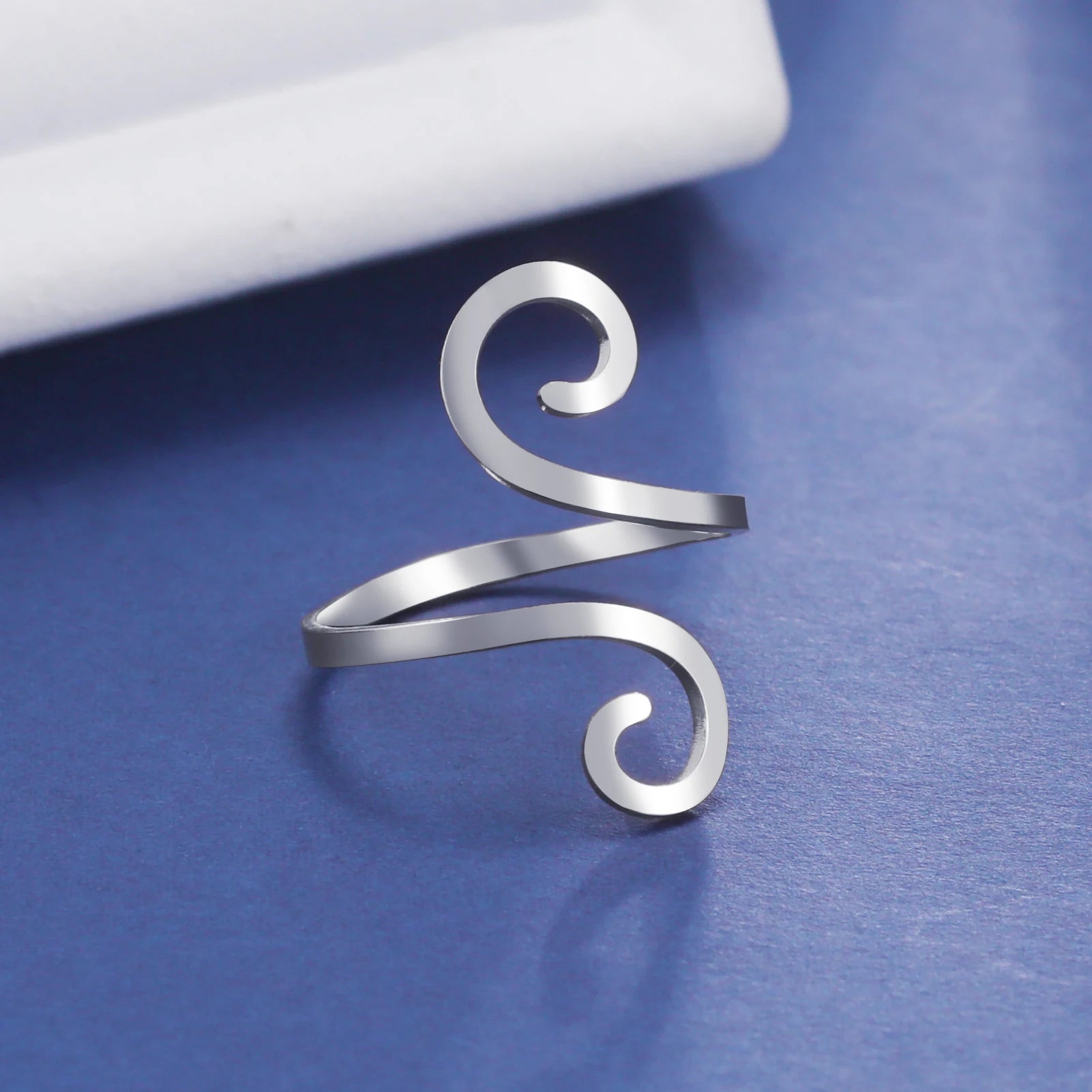 Double Spiral Adjustable Ring