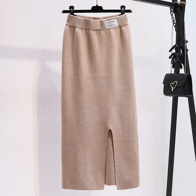 Front Slit Knitted Loose Skirt