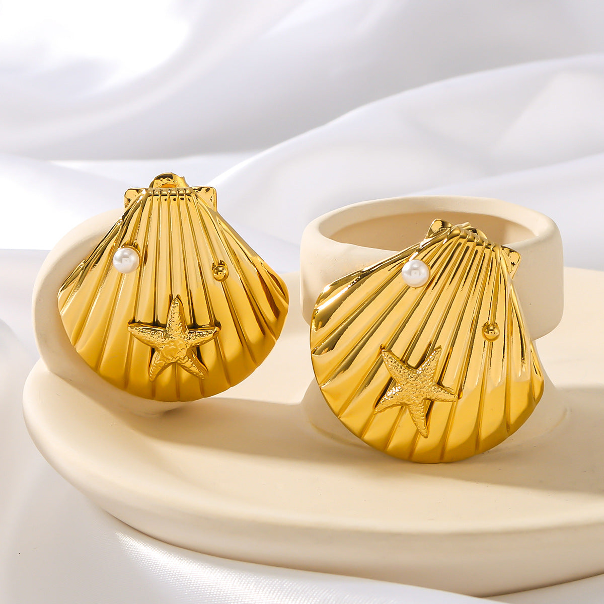 Pearl Inlaid Shell Shaped Earrings