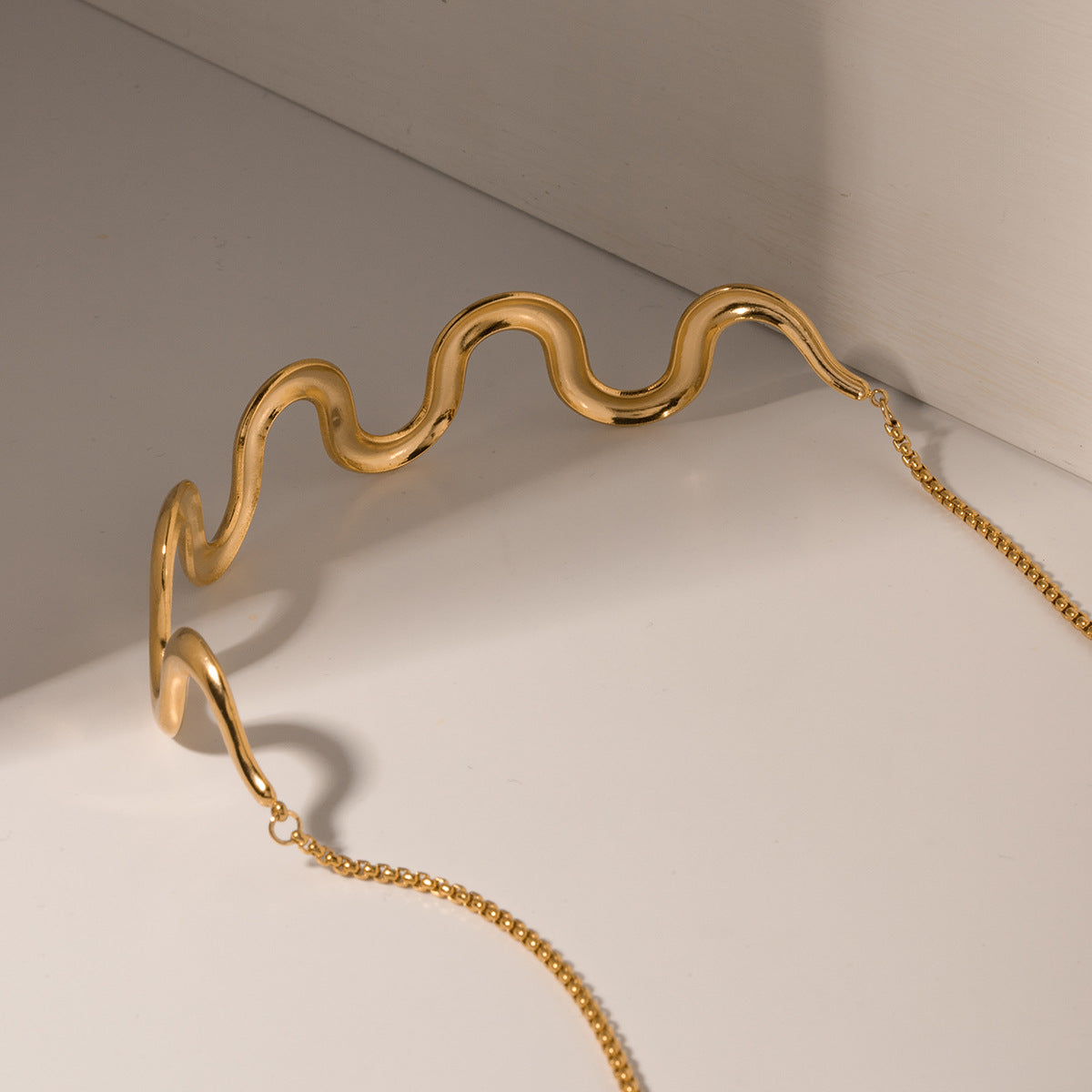 Wavy Gold Plated Pull Necklace