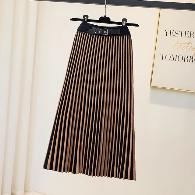 Contrast Stripes Midi Knit Skirt