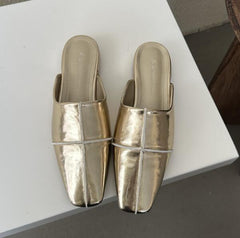Spliced Flat Retro Square Toe Sandals