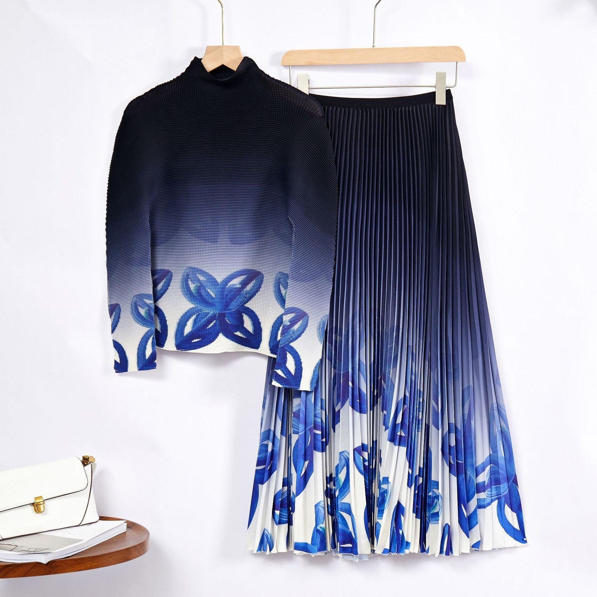 Contrast Floral Pleated Top+Skirt Set