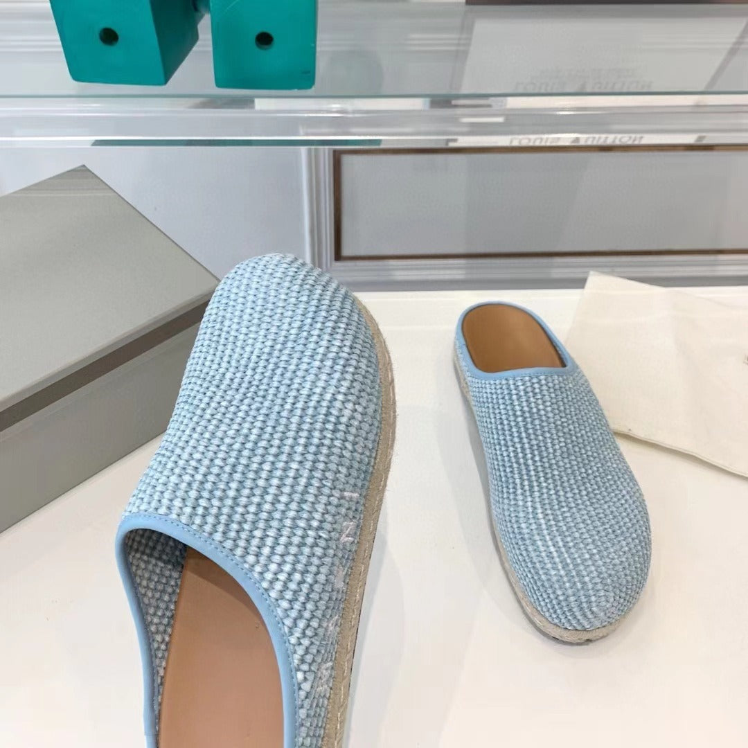 Grass Woven Breathable Round Toe Slippers