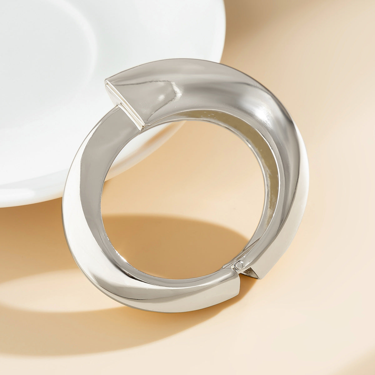 Wide Edge Smooth Opening Geometric Bracelet