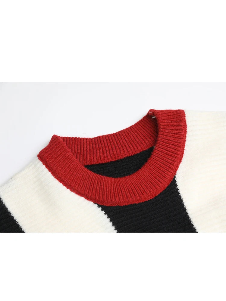 Round Neck Striped Long Sleeved Knitted Sweater
