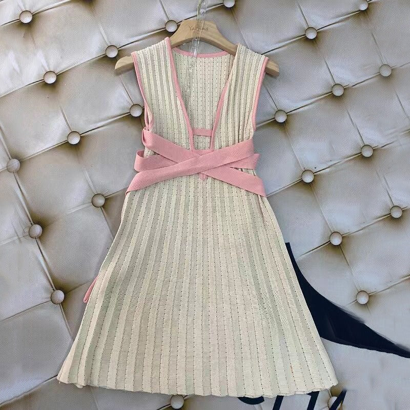 Sleeveless Waist Color Blocking Deep V Camisole Knitted Pleated Dress