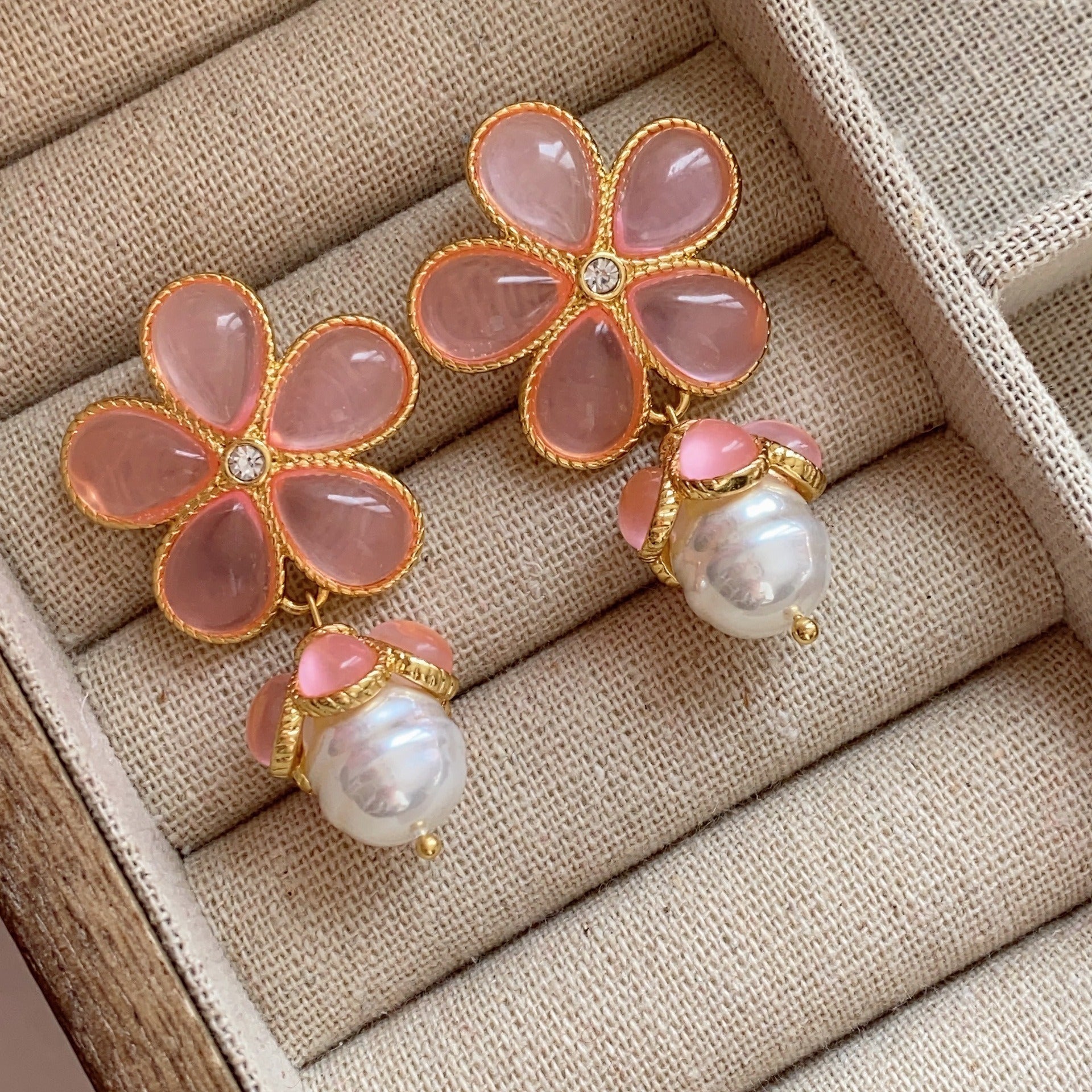 Glass Flower Pearl Earrings