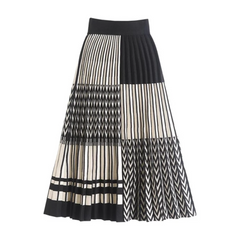 Pleated Geometric Print A-Line Skirt