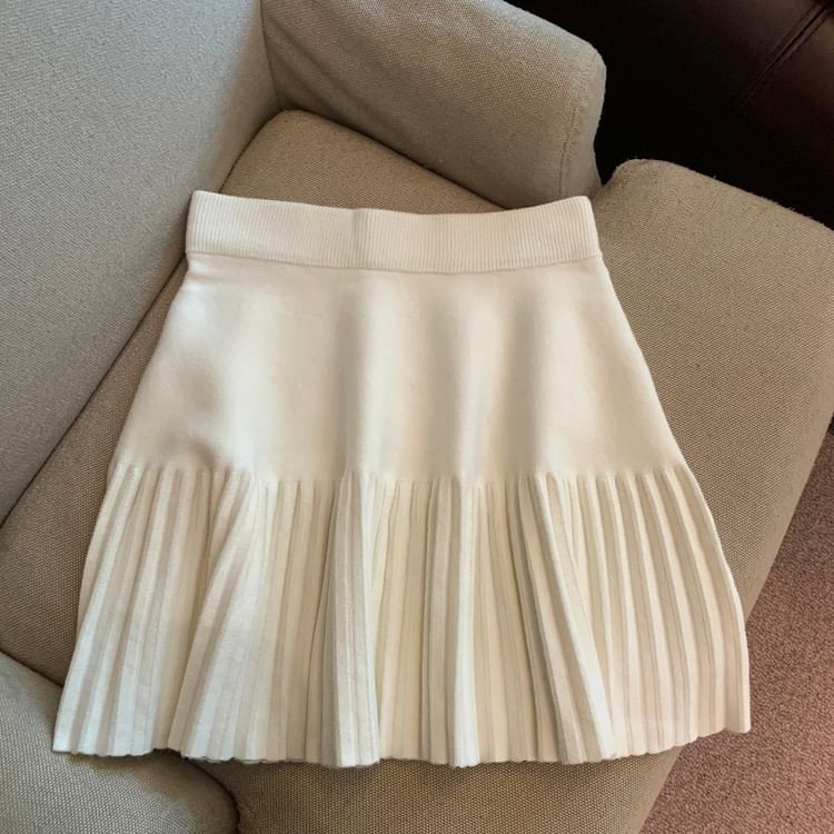 High-Waist Pleated Knit Mini Skirt