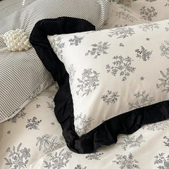 Cotton French retro bedding set four-piece set pure cotton Hepburn style bedding three-piece set black and white lace quilt cover