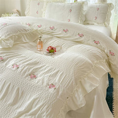Korean Style Bed Set Seersucker Flower Embroidery Four Piece Set With Lace Bed Flat Sheet Pillowcase Duvet Cover Set Textiles