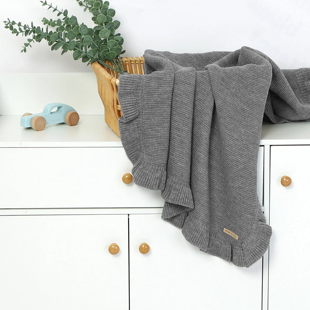 Knitted Baby Swaddle Blanket for New Born Babies Accessories Ruffle Stroller Blanket Bedding items Infant Nap Bed Cover