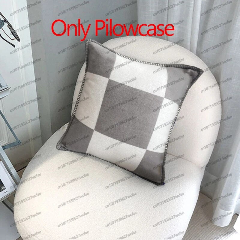 Winter Warm Blankets for Beds Sofa Plaid H Blanket Brand Designer Blanket Fleece Knitted Nap Throw Blanket Soft Wool Scarf Shawl