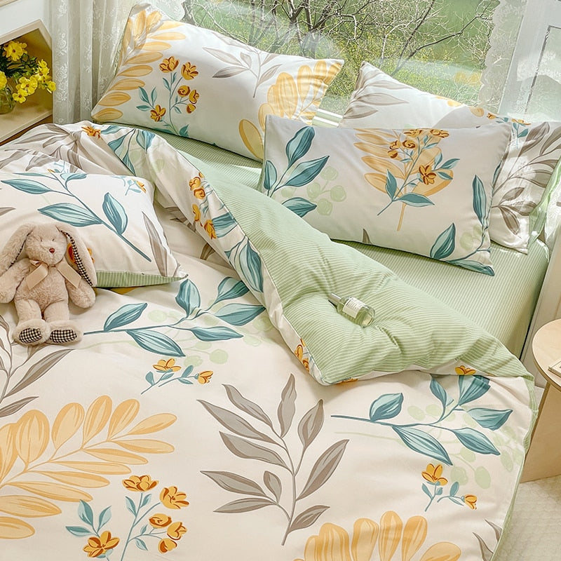 Blue Floral 100% Cotton Luxury Bedding Set, 133x72 Fabric, Skin-friendly,Duvet Cover & 2pcs Pillowcase